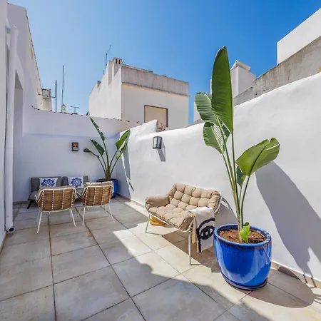2 Old Town Terraces Hottub Seaview بيت للعطل ألفور