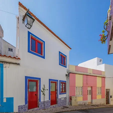 2 Old Town Terraces Hottub Seaview بيت للعطل ألفور