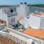 Vakantiehuis Prime House Sea View Terraces Hottub Alvor